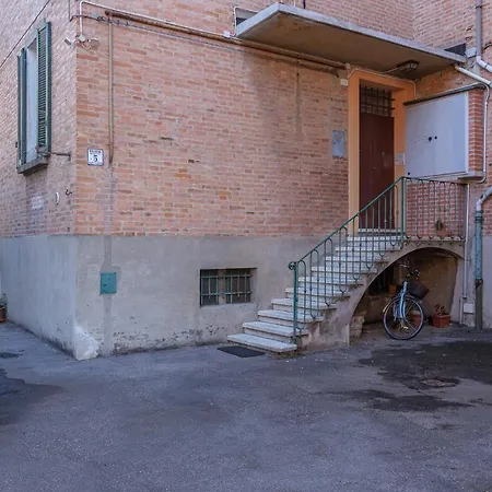Urban Living Nest: Prime Location * Bologna